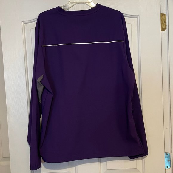 Men's Under Armour Windbreaker. - Picture 2 of 8